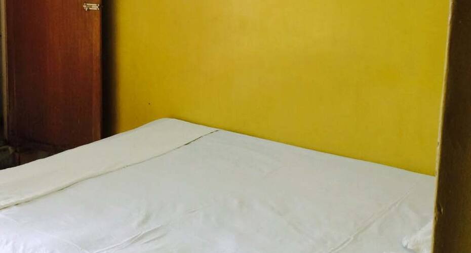 Biswanath Guest House, Siliguri 4
